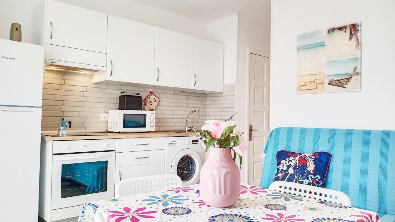 Surya Apartment คอร์ราเลโฮ ภายนอก รูปภาพ