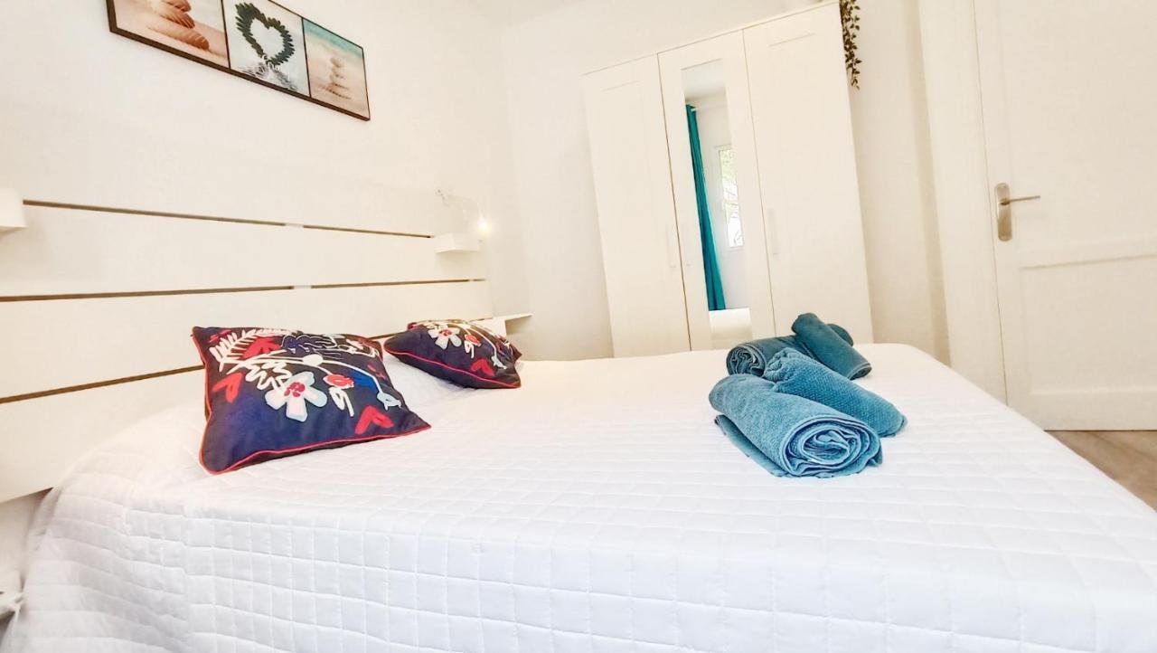 Surya Apartment คอร์ราเลโฮ ภายนอก รูปภาพ